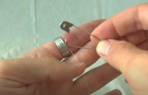 Remove A Ring, Finger, Stuck Ring, Remove, trick, amazing, Smart, astuce, hacks,