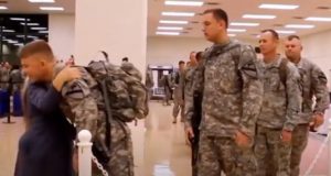 Soldiers, Line, Hours, Lady, Soldier, touching, Story, Trending, Inspiring,