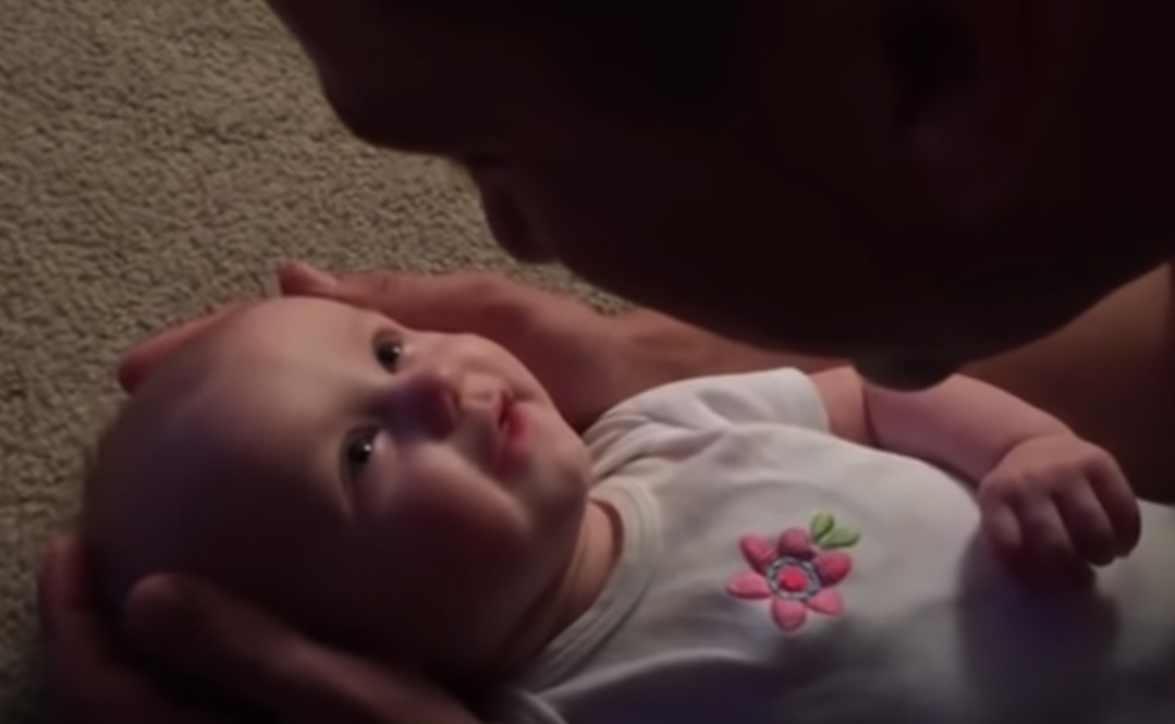 Daddy, Singing, Baby Girl, Baby, song, cutest thing, adorable,