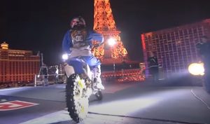 Red Bull, Million, Stunt, Dangerous, dollars, sport, amazing, Mortal, motobike, france, Paris, jump,