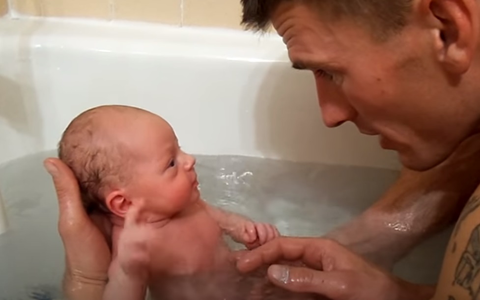 bath, baby, newborn, adorable, trending, sweet,