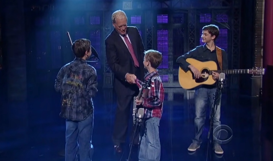 9-year-old, talented kid, Plays Banjo, David Letterman Show, banjo skills, young musician, prodigy, captivating performance, music industry, global audience