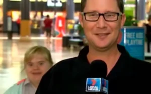 Girl with Down syndrome live TV, Viral video girl with Down syndrome, Heartwarming live TV interruption, Down syndrome girl TV debut, Inclusive moments on live TV, Spontaneous TV moment goes viral, Reporter and girl with Down syndrome, Adorable TV interruption, Joyful Down syndrome girl viral, Live broadcast unexpected moments