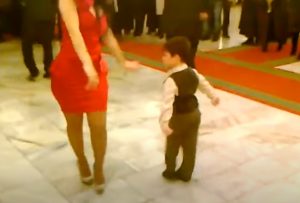 wedding,little boy,dance,music,cute,adorable,video,viral,how to learn dancing,how to invite someone to a dance,how to be a talented dancer,how to be a dancer