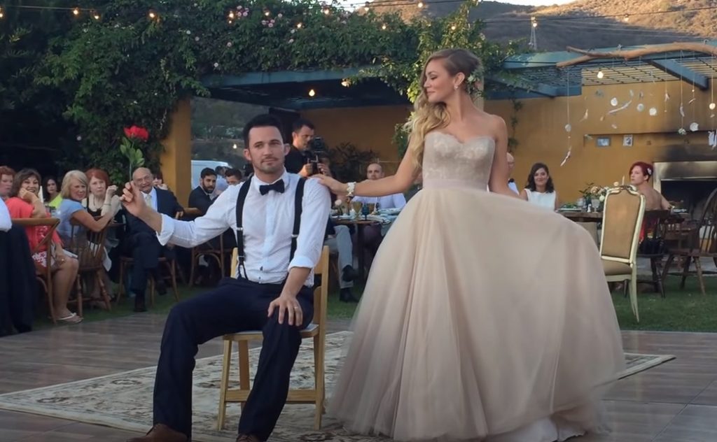 justin willman, jillian sipkins, magic, magician, first dance, wedding, amazing, funny, best first dance ever, wedding video, spell on you, levitation,live show,wedding ceremony,viral video,viral,married,just married,magicien husband