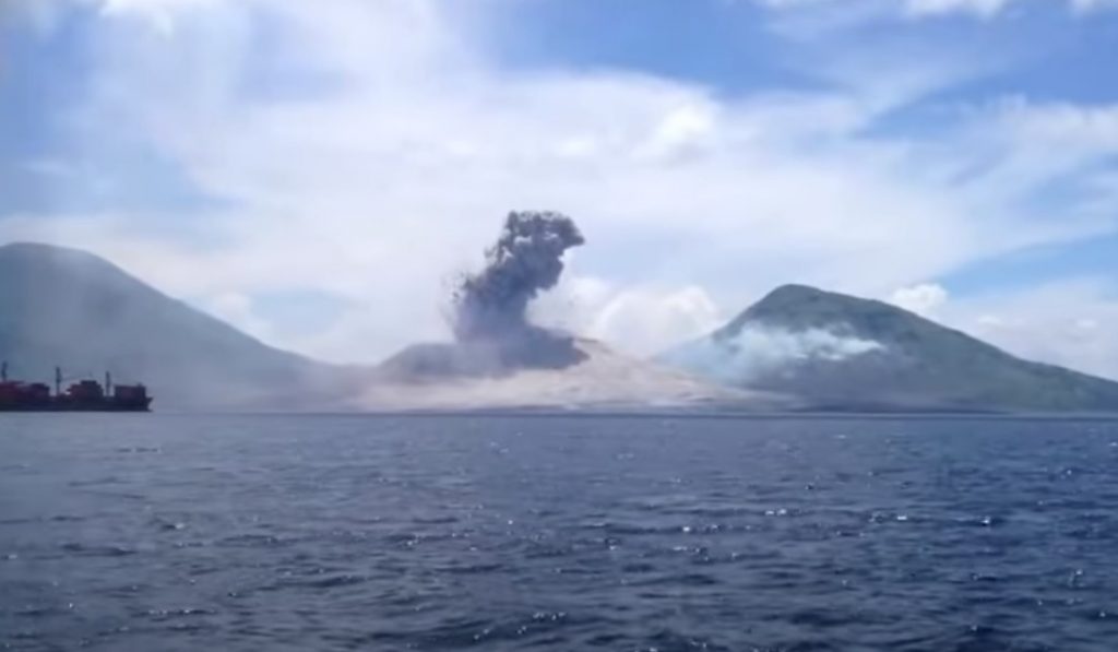 viral,video,incredible,viral video,viral stuff,natural phenomena,disaster,mother nature,volcano,eruption,ocean,new guinea,amazing nature