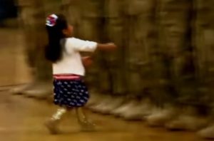Heartwarming, moment, little, Colorado, Springs, girl, welcomes, home, soldier, father, nine, month, deployment, Middle, East,