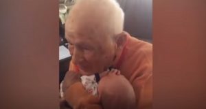baby,new born,grandfather,grandsong,great-grandfather,great-grandson,touching video,touchingstorie,viral video,viral stuff,viral storie,best sories,most viewed stories