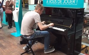 Piano, amazing skill, incredible talent, virtuoso, unbelievable talent, classically trained, SNCF, Paris, Paris, France,public piano,impressive playing,public music,piano talent,amazing playing,impressive piano playing,carl le pianiste,french pianiste