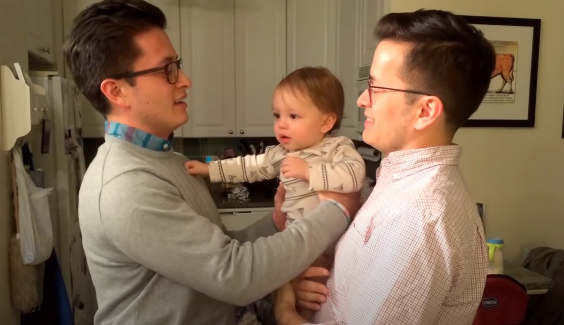 twin, father, sweet, adorable, confused, reaction, prank, hilarious