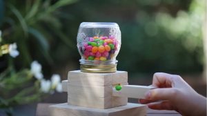 Toturial, DIY, Project, Candy Dispenser, sweet, kids, creative,