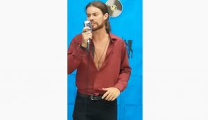 cover, performance, rendition, voice, Maxi Borgaro, song,