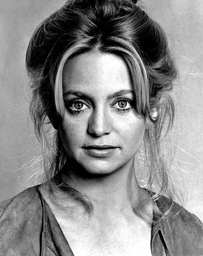 makeup, Goldie Hawn, famous people, paparazzi,