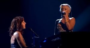 Pink is best cover, pink best live, pink duet, Sarah McLachlan and pink, Sarah McLachlan duet, Sarah McLachlan live, best live song, pink classic, Sarah McLachlan classic, Sarah McLachlan and Pink,