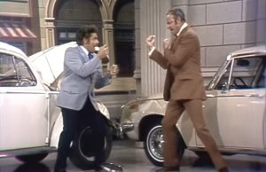 Carol Burnett show: the difference between men and women, auto accidents, car crash, USA top comedy sketches, USA top comedy show, USA best comedy scenes, USA funniest tv show, USA funniest comedy show