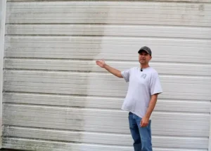 mold removal, algae removal, house cleaning, siding cleaning, home maintenance, DIY cleaning, exterior cleaning, vinyl siding, 30 Second Cleaner, Home Armor