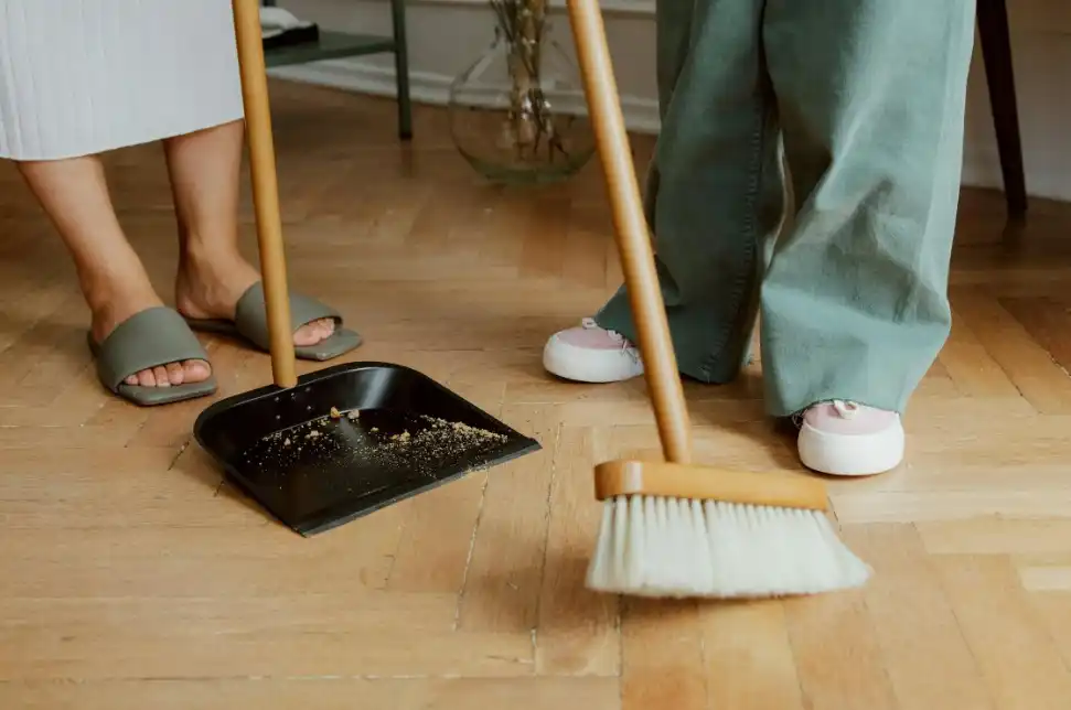 6 Life-Changing Habits for a Clean and Tidy Home Life-Changing Habits, home cleaning, tidy home, cleaning routine, decluttering, organizing, cleaning tips, home habits, clean kitchen, quick clean, time management