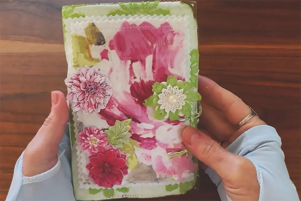 bubble wrap junk journal, DIY fabric-covered journal, upcycled bubble wrap craft, handmade junk journal, soft cover journal DIY, eco-friendly journal project, recycled bubble wrap journal, junk journaling ideas, DIY stationery from waste, sustainable upcycled crafts