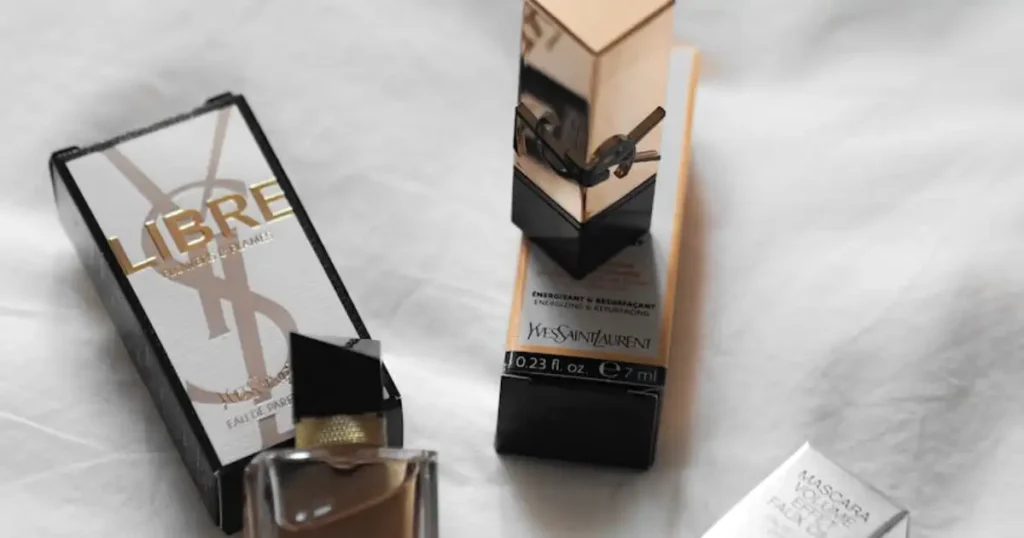 summer fragrance, designer perfume, women's fragrance, best perfumes, perfume review, scent, fragrance guide, summer scents, floral fragrance, citrus fragrance
