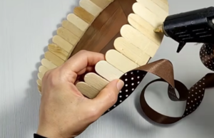 Discover 3 genius cardboard DIY ideas for stunning, affordable home decor. Get inspired and start your own creative project today!